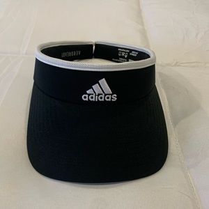 Adidas visor